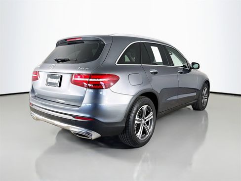 Used 2016 Mercedes-Benz GLC 300 4MATIC image 7