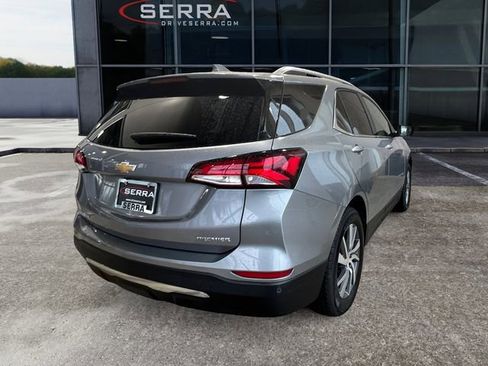 Used 2023 Chevrolet Equinox Premier FWD image 4