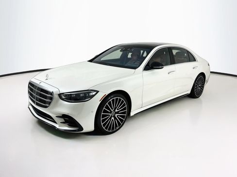 Certified 2022 Mercedes-Benz S 500 4MATIC image 3