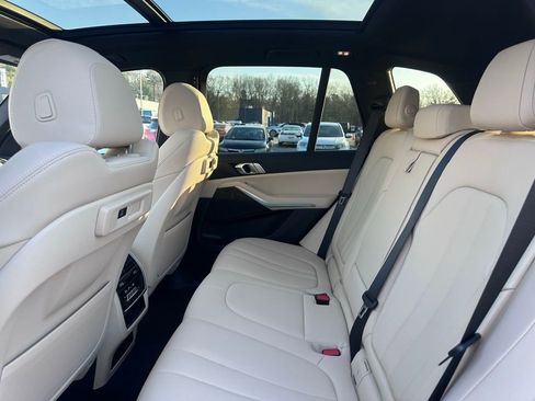 Used 2022 BMW X5 xDrive40i w/ Premium Package image 21