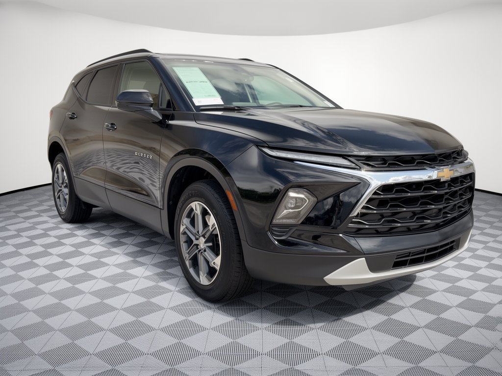Used 2024 Chevrolet Blazer LT w/ Convenience Package FWD image 7