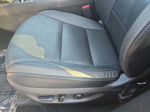 Used 2023 INFINITI QX50 Luxe AWD/4WD image 29