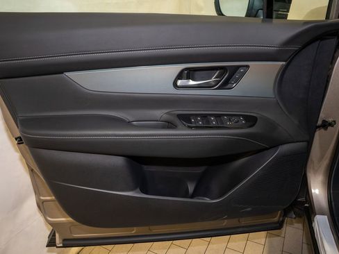 New 2026 Nissan Murano SL image 14