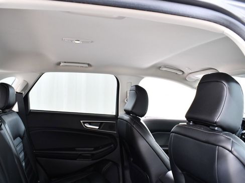 Used 2022 Ford Edge SEL w/ Convenience Package image 18