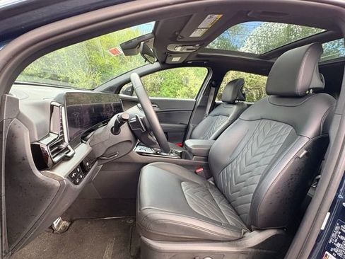 Certified 2025 Kia Sportage X-Line Prestige AWD/4WD image 9