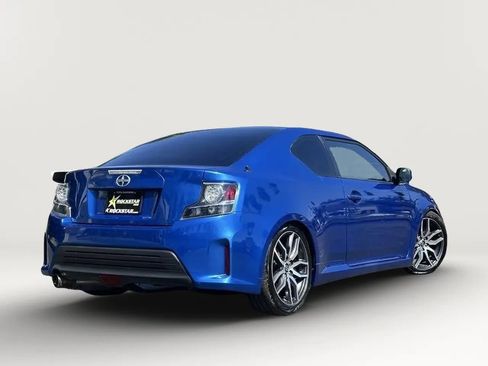Used 2014 Scion tC FWD image 2