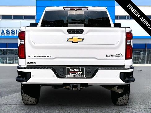 Used 2022 Chevrolet Silverado 2500 High Country AWD/4WD image 4