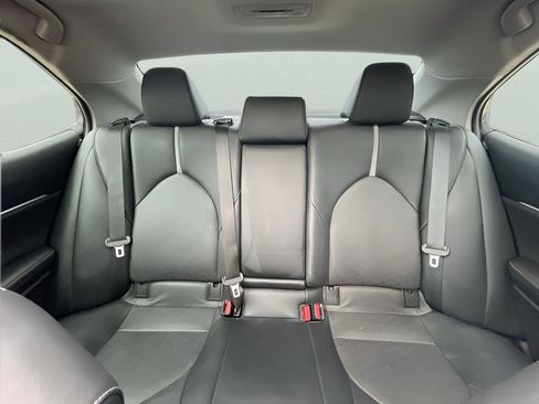 Used 2021 Toyota Camry XSE image 22