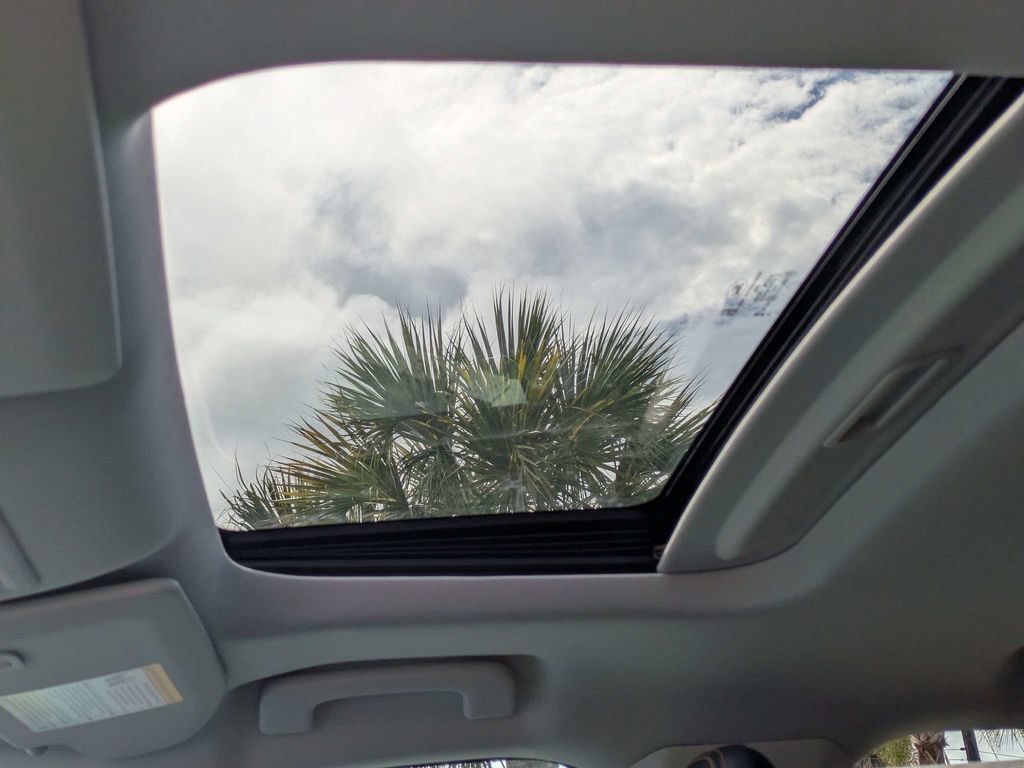 New 2026 Ford Maverick Tremor AWD/4WD image 21
