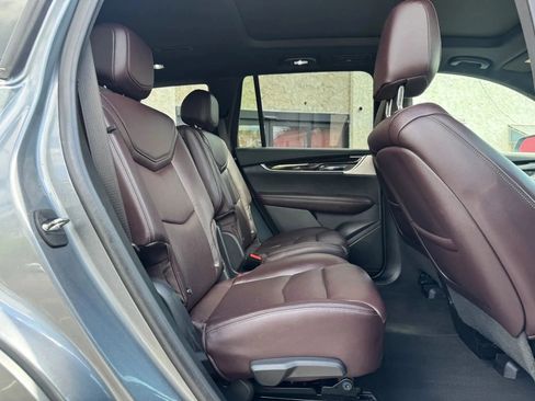 Used 2020 Cadillac XT6 Premium Luxury AWD/4WD image 22