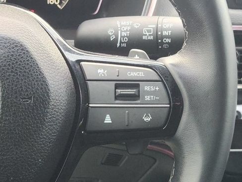 Used 2025 Honda Civic Sport image 27