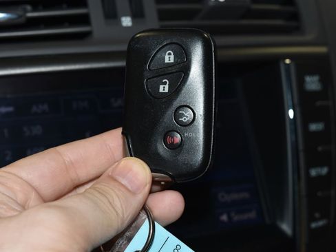 Used 2013 Lexus IS 250 w/ Premium Pkg Value Edition RWD image 16