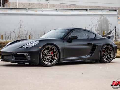 Used 2017 Porsche 718 Cayman image 36