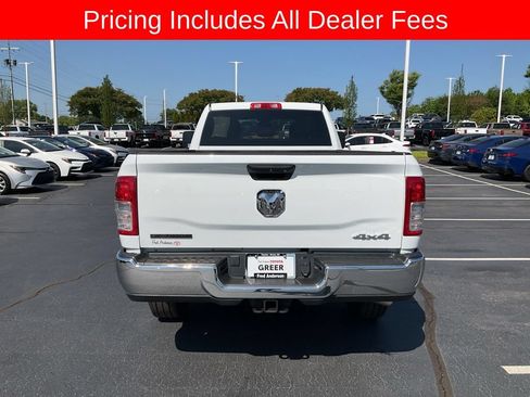 Used 2024 RAM 3500 Big Horn AWD/4WD image 18