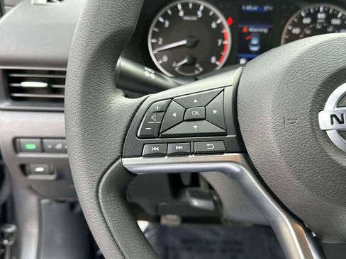 Certified 2022 Nissan Sentra S image 20