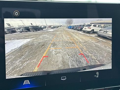 Certified 2023 Chevrolet Colorado Z71 w/ Z71 Convenience Package 2 image 28