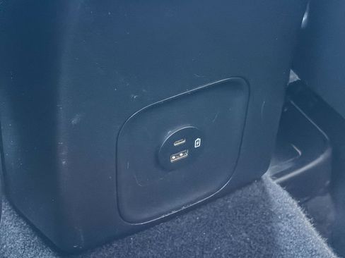 Used 2020 Ford Escape SE FWD image 22