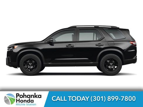 New 2026 Honda Pilot TrailSport image 2