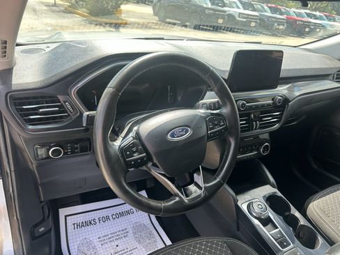 Used 2023 Ford Escape Active w/ Cold Weather Package FWD image 14