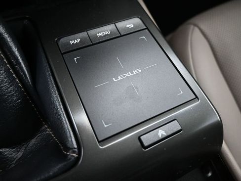 Used 2023 Lexus GX 460 Premium w/ Premium Package AWD/4WD image 16