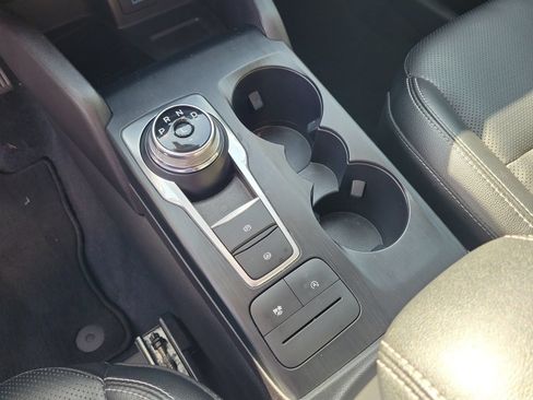 Used 2022 Ford Escape SEL w/ Technology Package FWD image 28