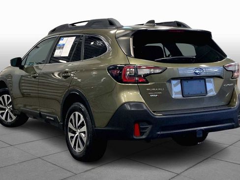 Used 2020 Subaru Outback Premium image 11
