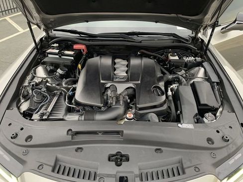 Used 2023 Lexus IS 500 image 16