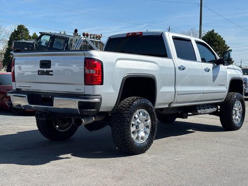 Used 2019 GMC Sierra 2500 SLT w/ Duramax Plus Package image 5