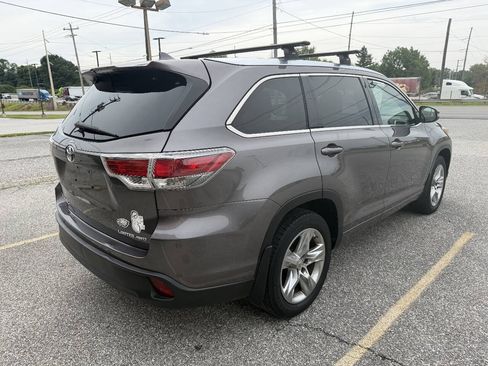 Used 2015 Toyota Highlander Limited AWD/4WD image 6