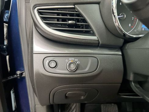 Used 2020 Buick Encore Preferred FWD image 18