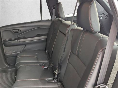 Used 2023 Honda Passport TrailSport image 18