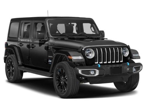Used 2023 Jeep Wrangler Sahara w/ Cold Weather Group image 9