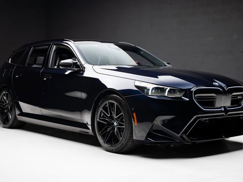 Used 2025 BMW M5 Touring AWD/4WD image 89