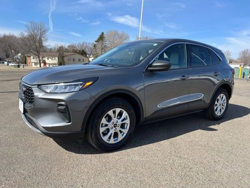 Used 2023 Ford Escape Active w/ Tech Pack #1 image 1