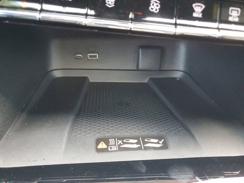 New 2026 Chevrolet Traverse Z71 w/ Driver Confidence Package image 29