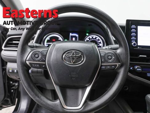 Used 2024 Toyota Camry LE image 10