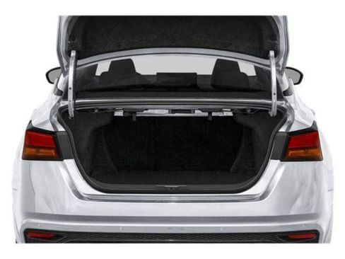 Used 2025 Nissan Altima 2.5 SR FWD image 16