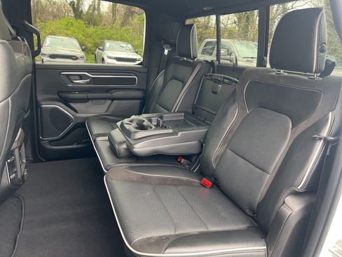 Used 2025 RAM 1500 Laramie w/ Sport Appearance Package AWD/4WD image 19