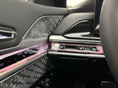 New 2026 BMW i7 xDrive60 w/ Executive Package AWD/4WD image 19