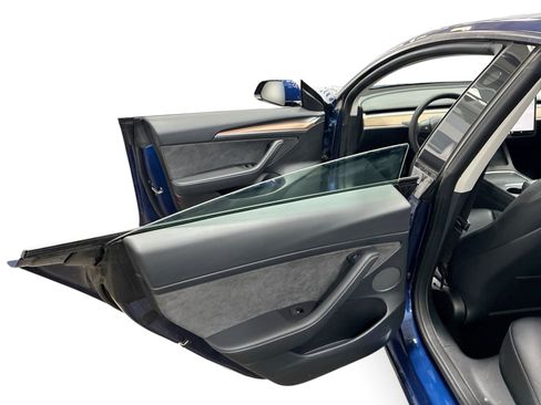 Certified 2023 Tesla Model 3 Standard Range RWD image 10
