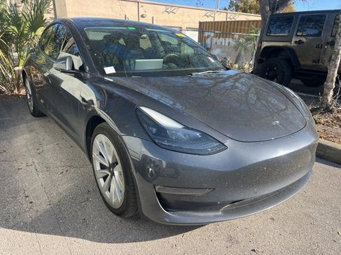 Used 2022 Tesla Model 3 Long Range image 3