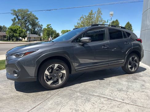 Used 2025 Subaru Crosstrek 2.5i Limited w/ Popular Package #3A AWD/4WD image 4