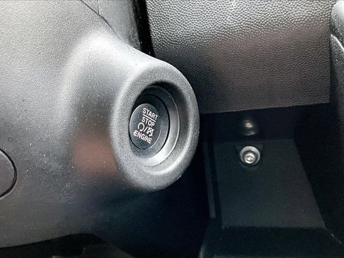 Used 2024 RAM ProMaster 2500 w/ Convenience Group FWD image 26