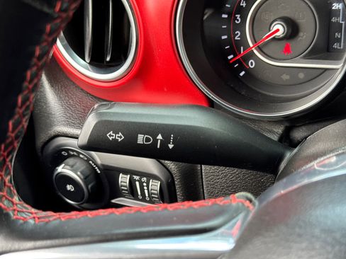 Used 2022 Jeep Wrangler Rubicon w/ LED Lighting Group image 19