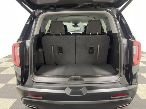 Used 2023 GMC Acadia SLE w/ Driver Convenience Package image 18