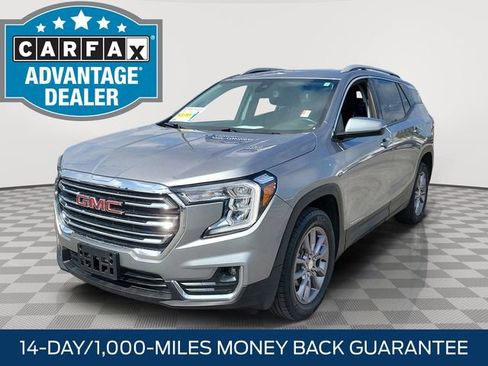Used 2023 GMC Terrain SLT AWD/4WD image 3