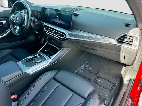 Used 2023 BMW 330i Sedan w/ M Sport Package RWD image 29