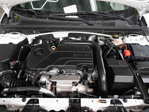 Used 2020 Chevrolet Malibu LS FWD image 30