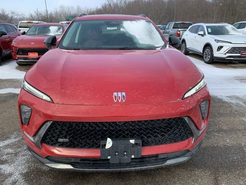 New 2025 Buick Envision Sport Touring image 9