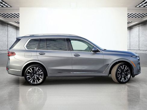 New 2026 BMW X7 xDrive40i AWD/4WD image 5